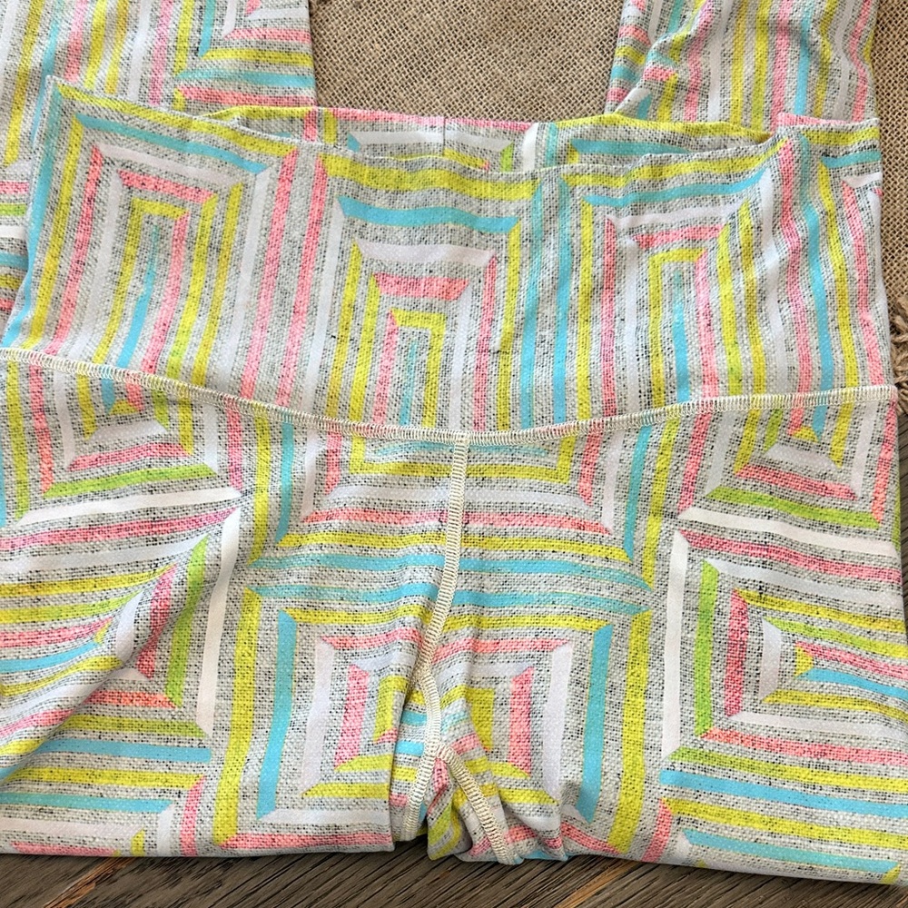 Niyama Sol Geometric Pattern Legging - image 3